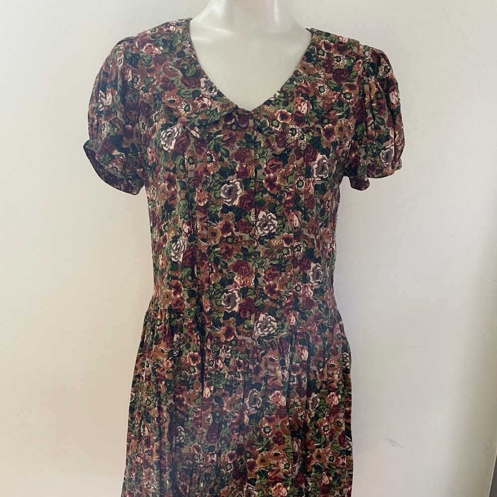 VINTAGE FLORAL DRESS